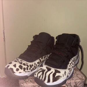 Jordan 11s